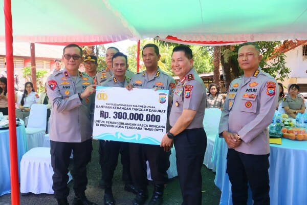 Polda Sulut Salurkan Rp300 Juta untuk Bantu Korban Bencana NTT