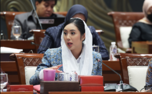Legislator Senayan Pertanyakan Kinerja Komdigi Atasi Judol dan Blank Spot