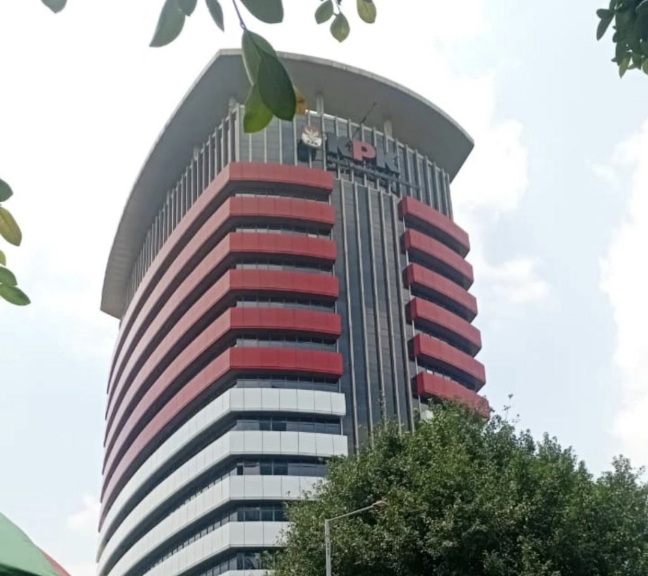 Bupati Bolmut Dikabarkan Kena OTT KPK Benarkah?