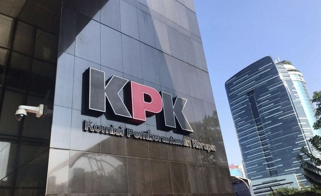 Bukan Hanya Bupati Sirajudin 14 Orang Ikut Diamankan KPK dalam OTT Bolmut