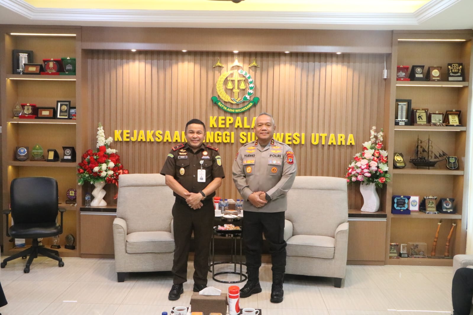 Ada Pesan Penting di Balik Pertemuan Kapolda Sulut dan Kejati
