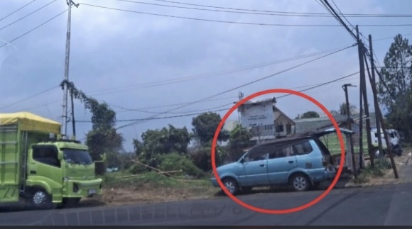 Klarifikasi Mobil Kijang Biru dan Kios di Walian Tomohon R Tegaskan untuk Usaha Berjualan