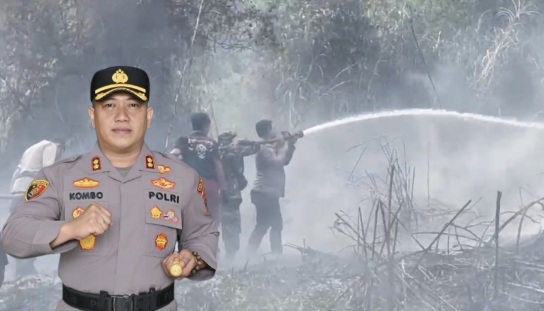 Aksi Heroik Kapolres Tomohon Padamkan Api Gunung Lokon Tuai Apresiasi